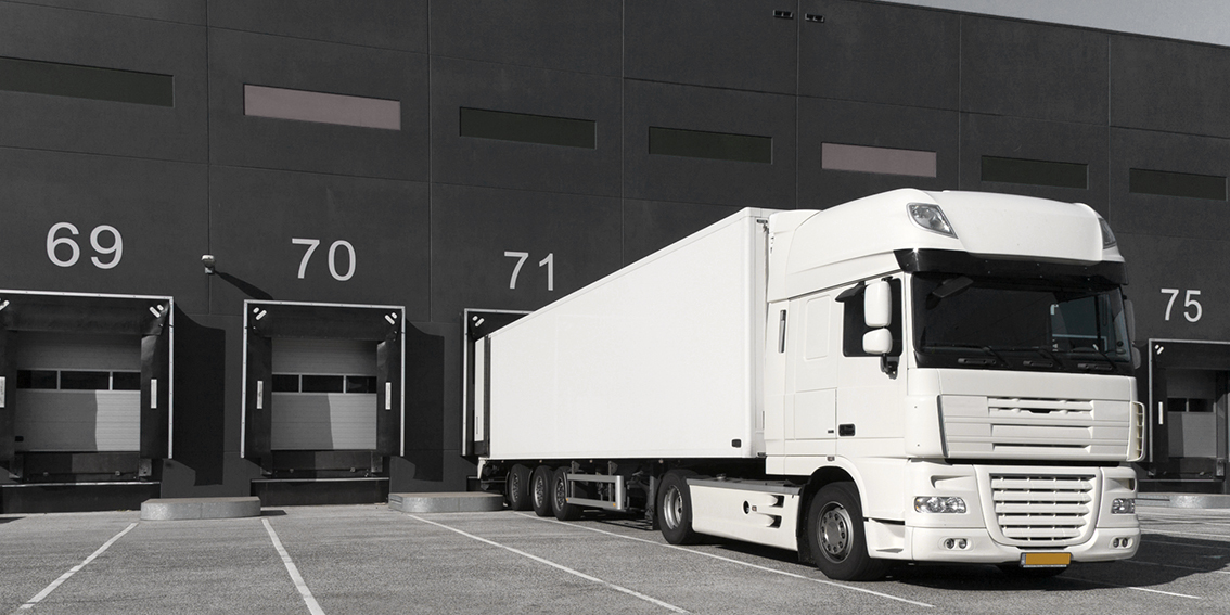 Kollisionsvermeidung an LKW Laderampen  